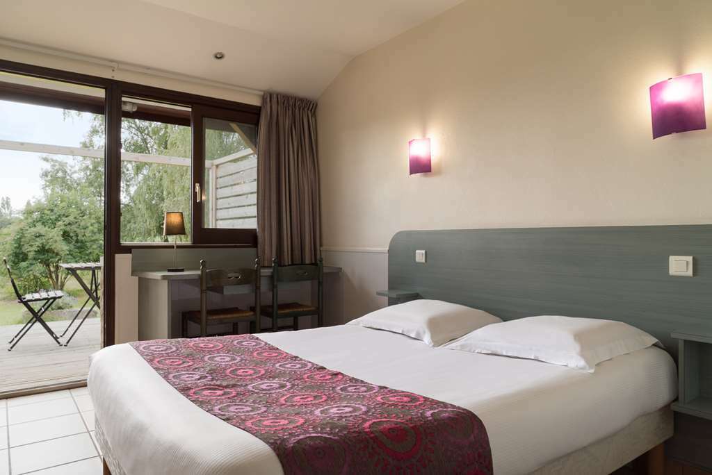 Logis Hotel Restaurant La Vieille Ferme Sancé Kamer foto